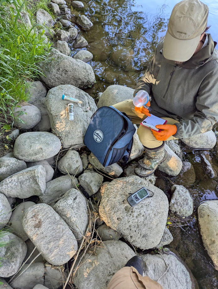 Testing water Cl⁻ &amp; ion levels in Queen Snake habitat.